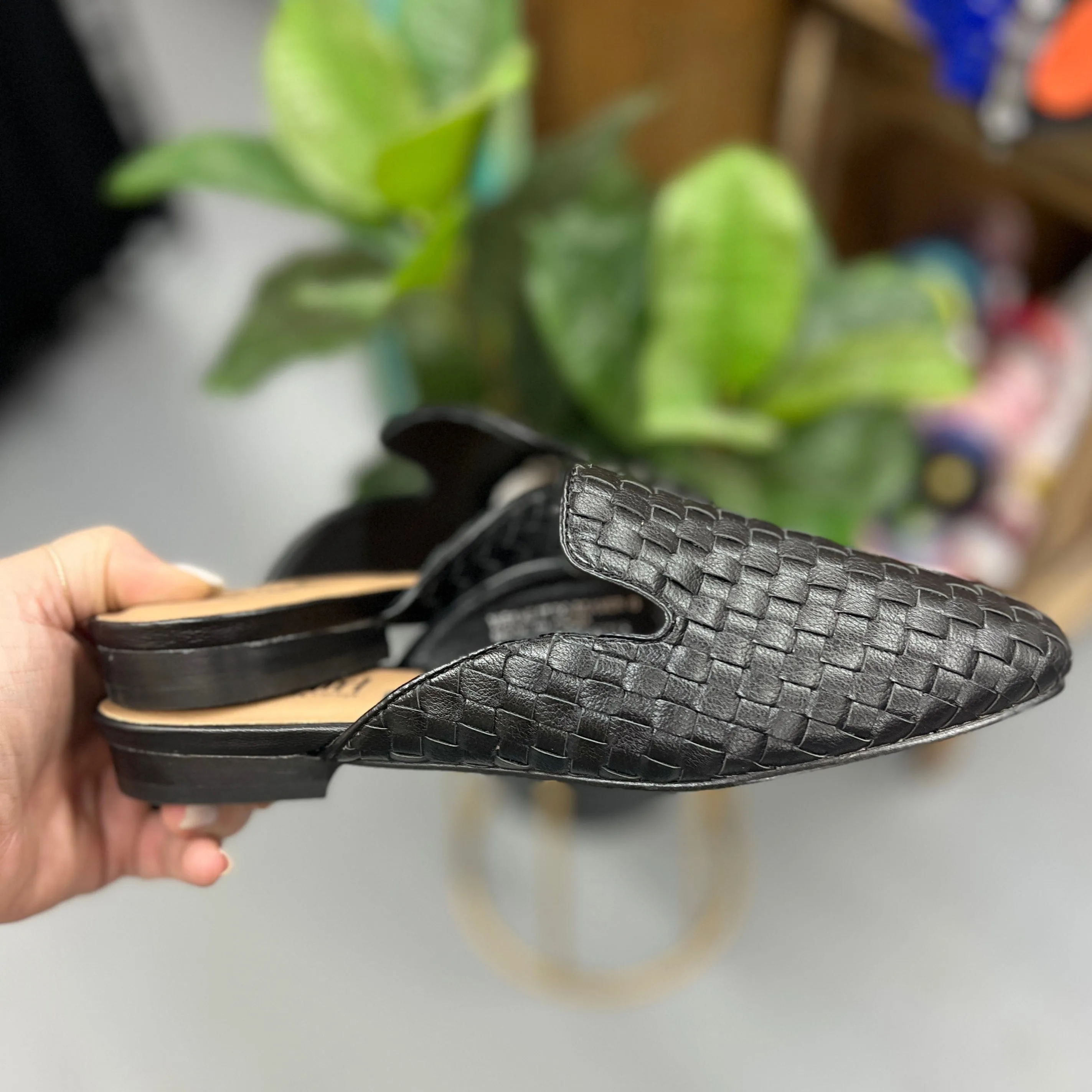 Corky's Weave It To Beaver Mules - Black