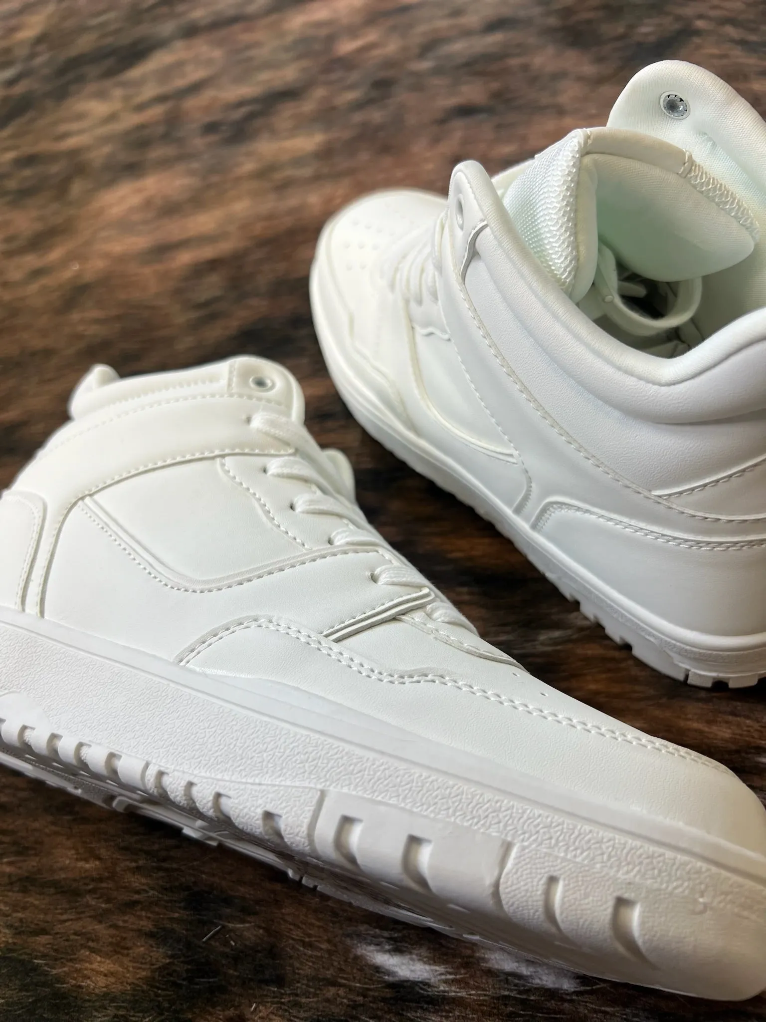 Dumars High Top Sneakers