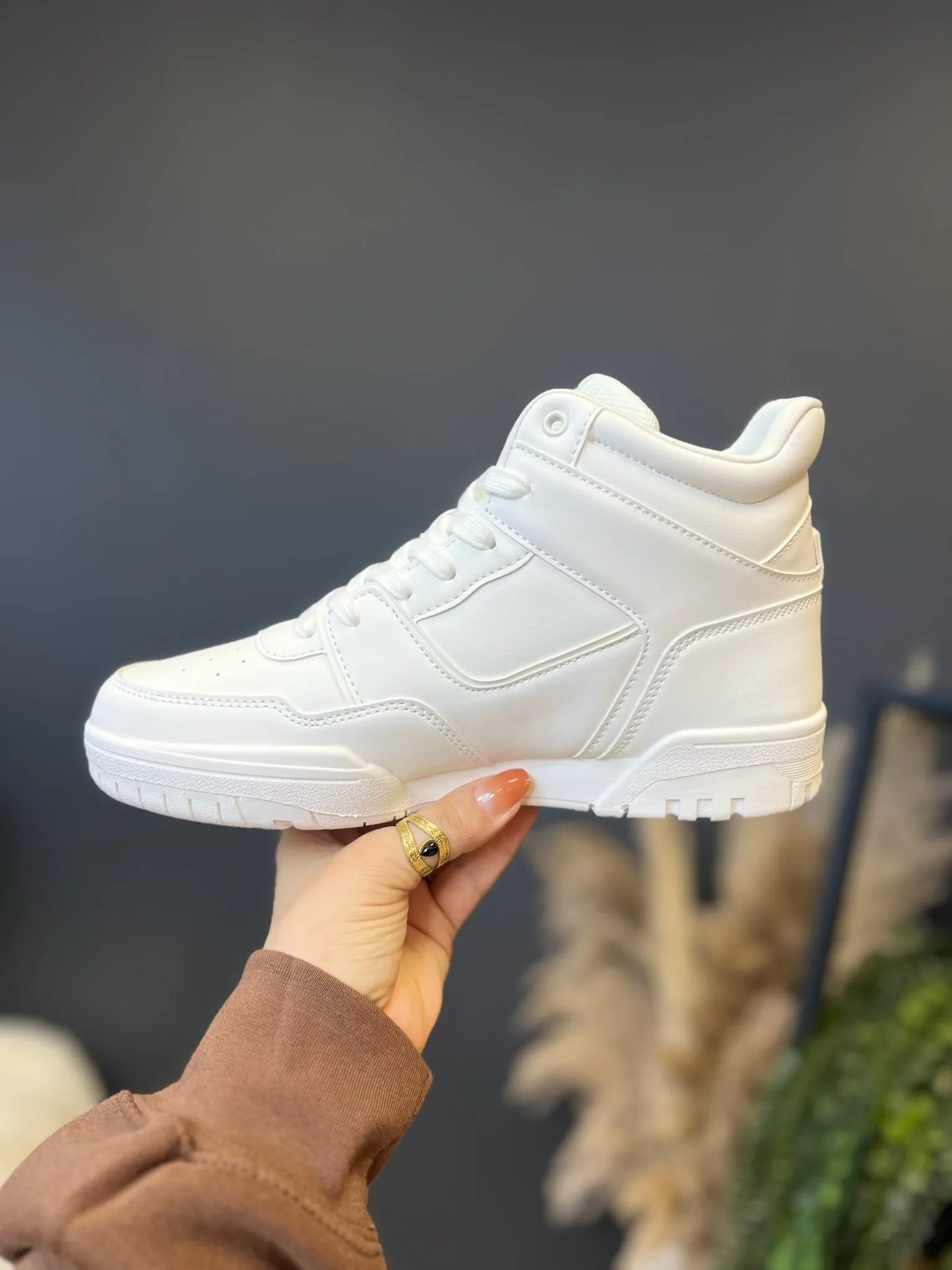 Dumars High Top Sneakers