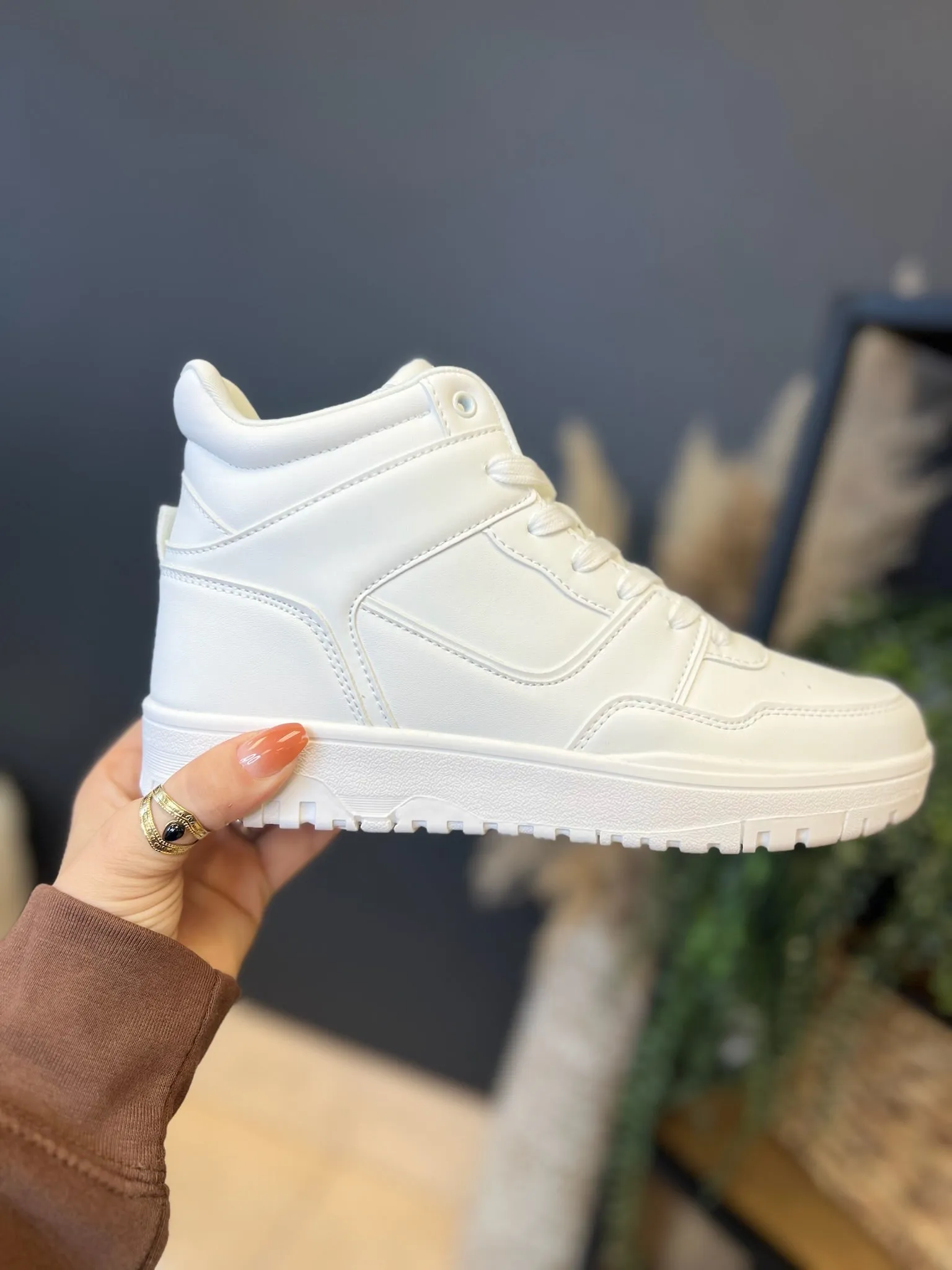 Dumars High Top Sneakers