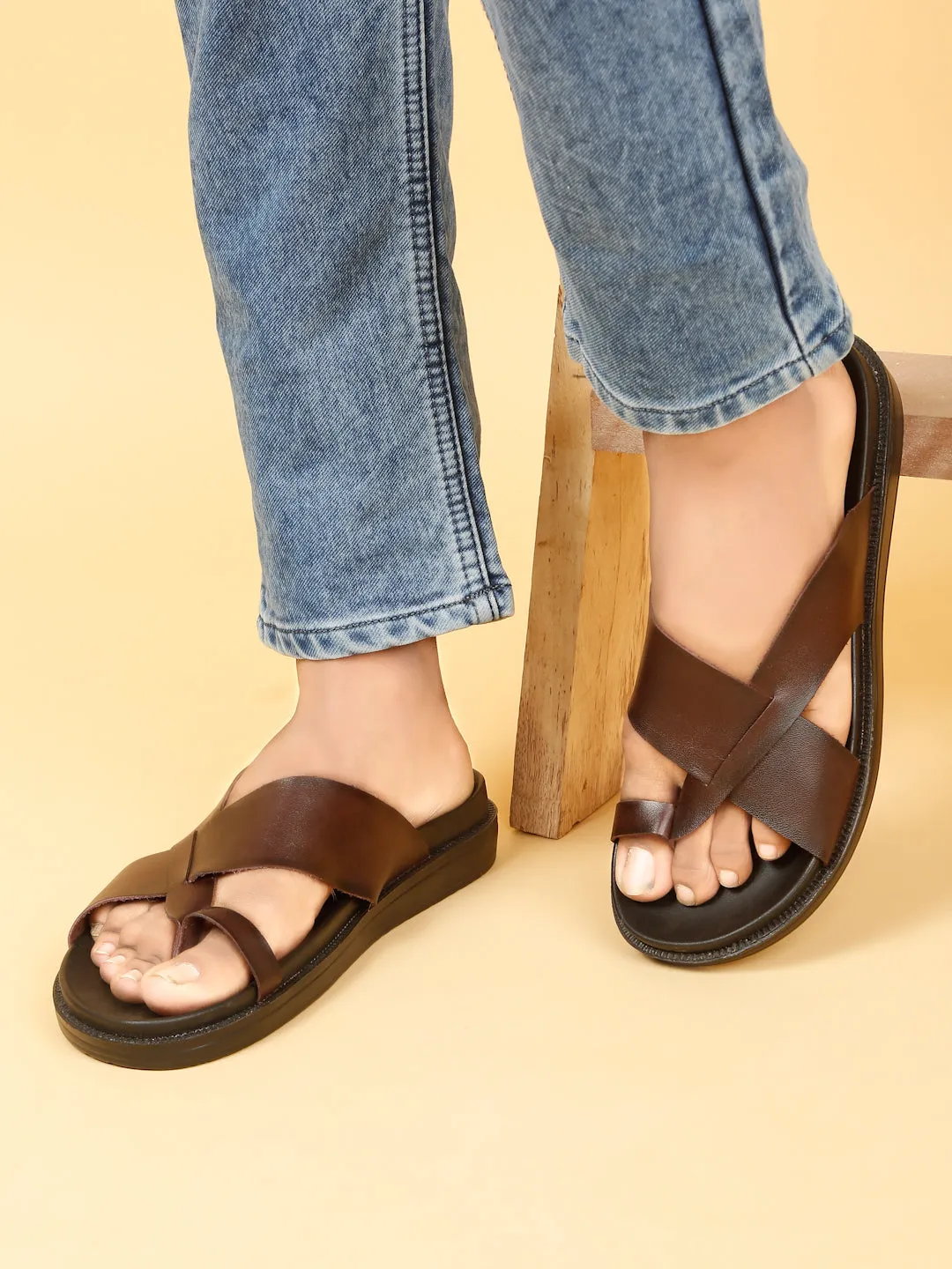 Men's Brown Leather Toe Loop Sandals