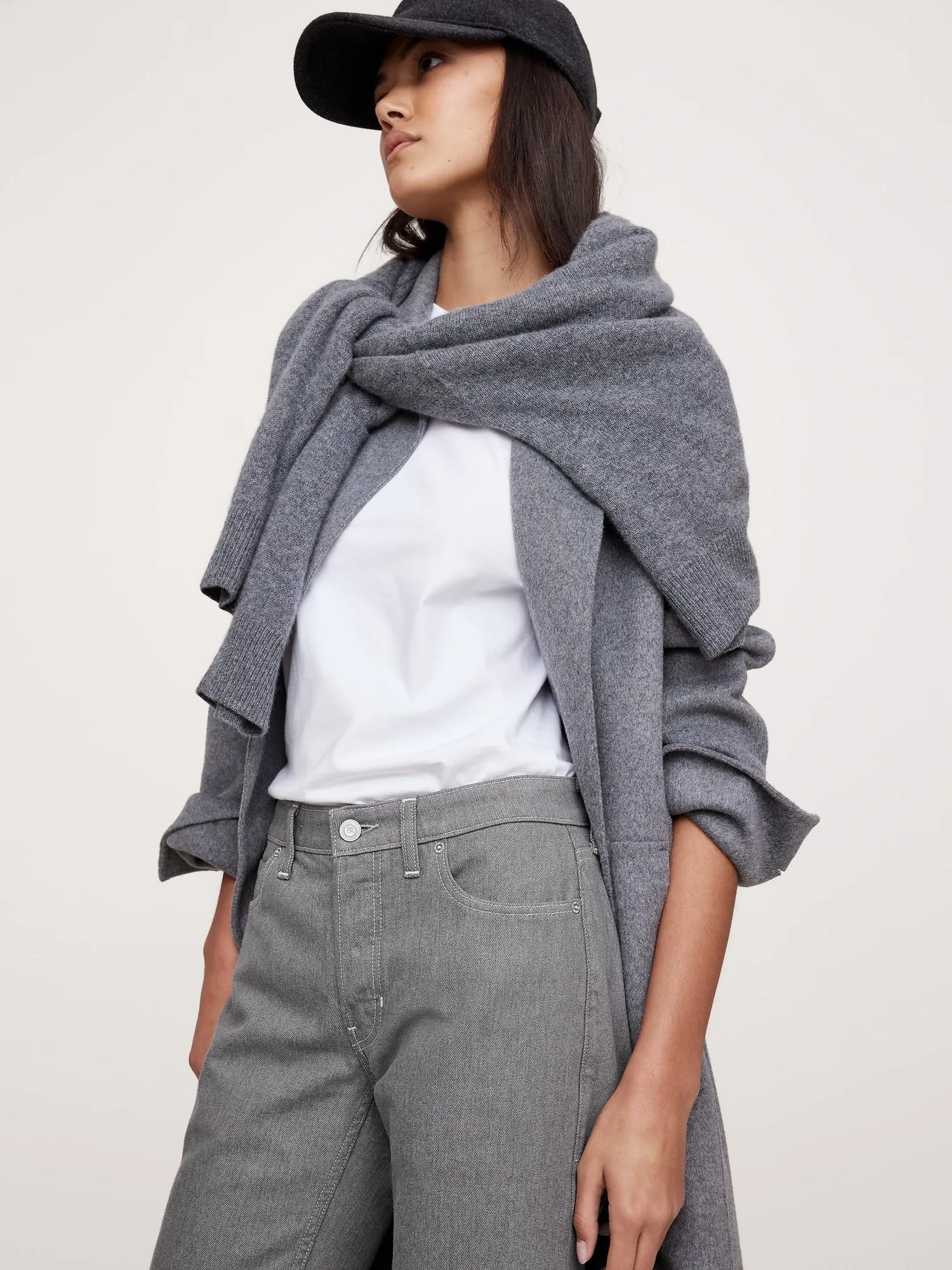 Mid-Rise Straight Ankle Jean