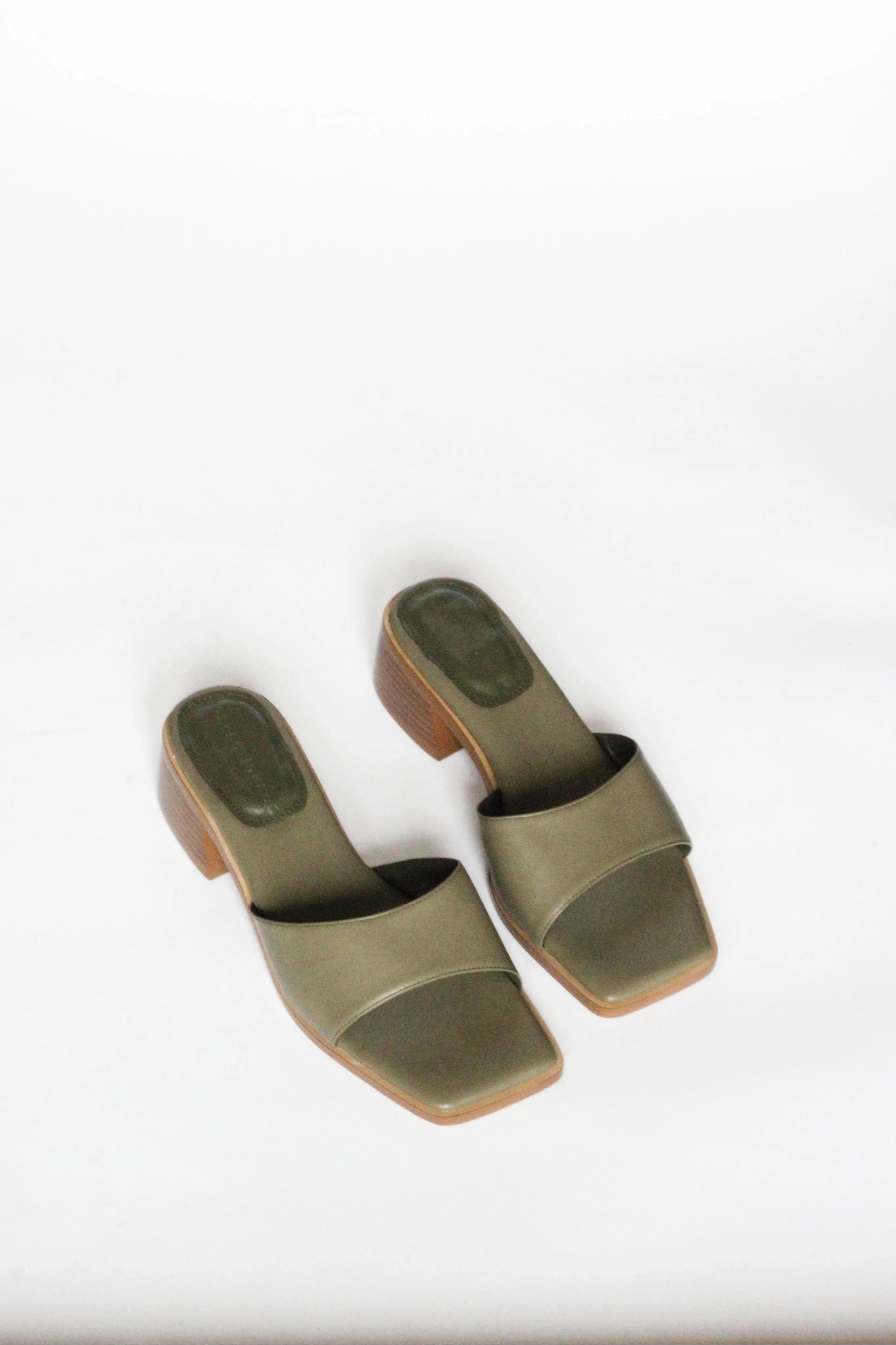 Pia Up-Cycled Vegan Leather Block Heel Mules | Olive Green