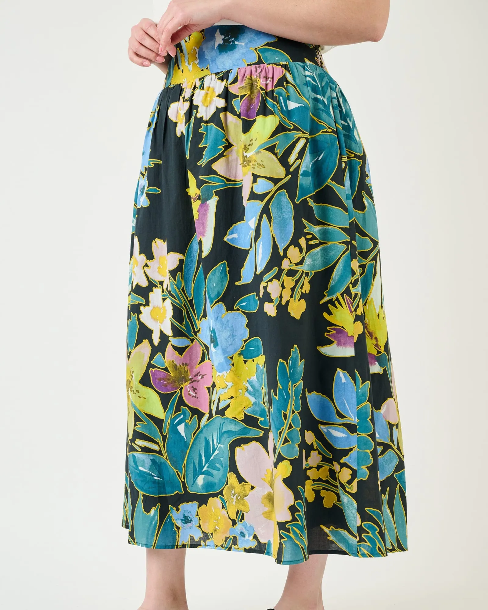 Riley High-Waist Floral Skirt | K724 Black