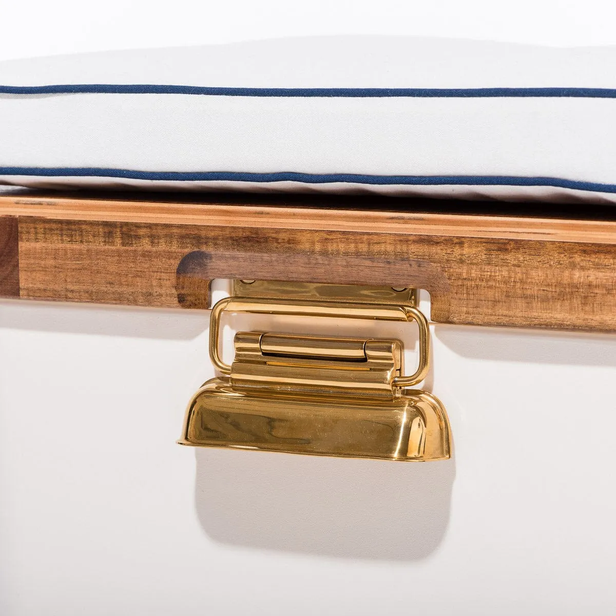 The Hemingway Cooler - Antique White - 52 Liters