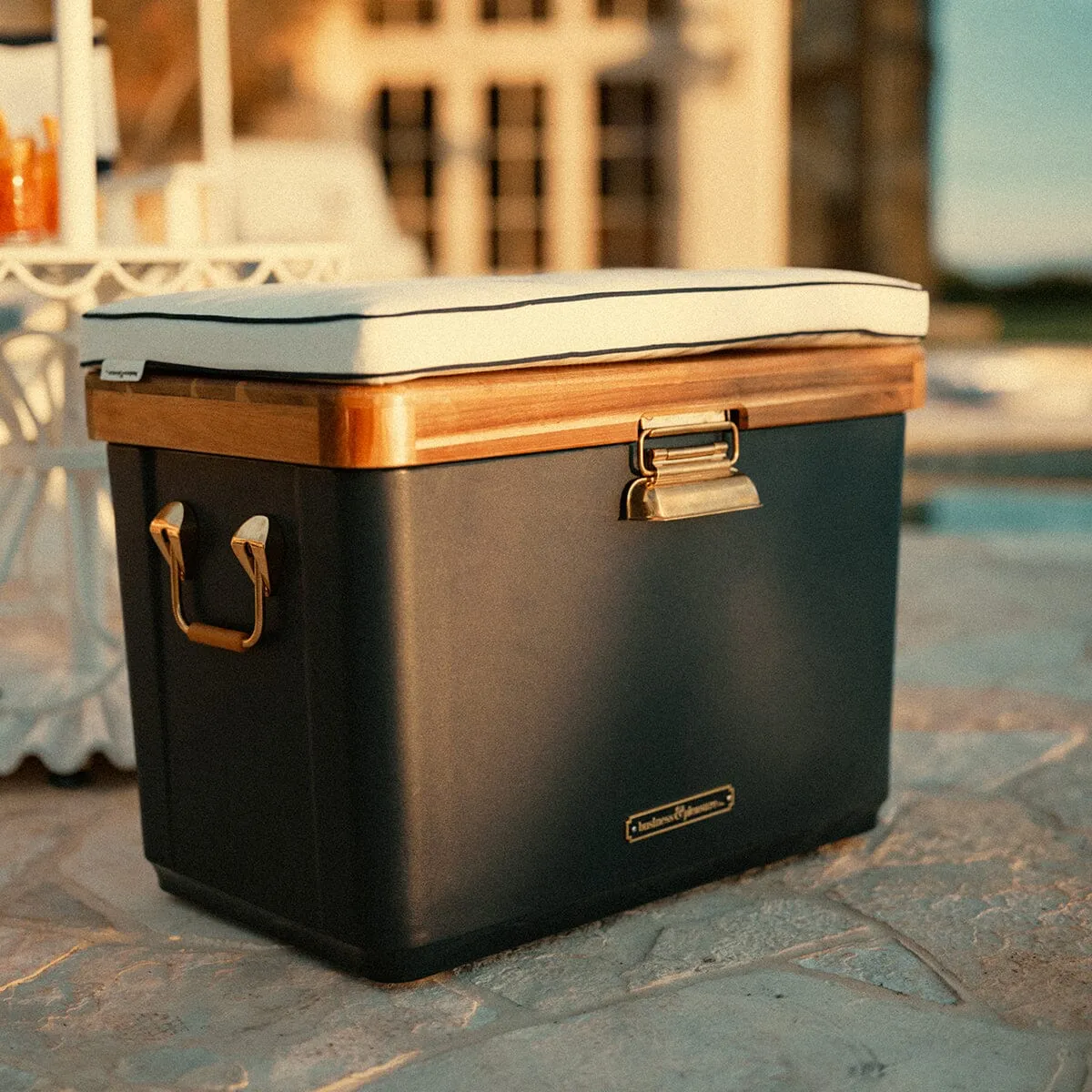 The Hemingway Cooler - Boathouse Navy - 52 Liters