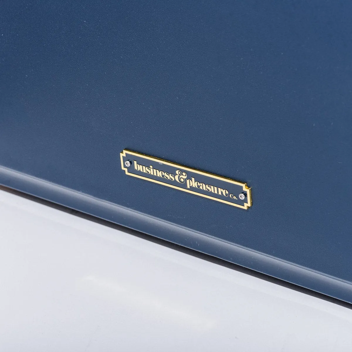 The Hemingway Cooler - Boathouse Navy - 52 Liters